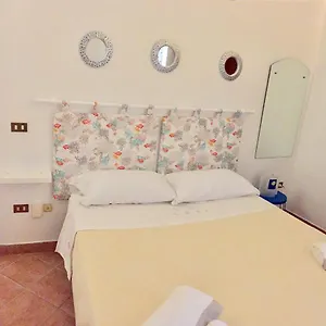 ortigia-sail-residence.sicilyhotelsitaly.net/